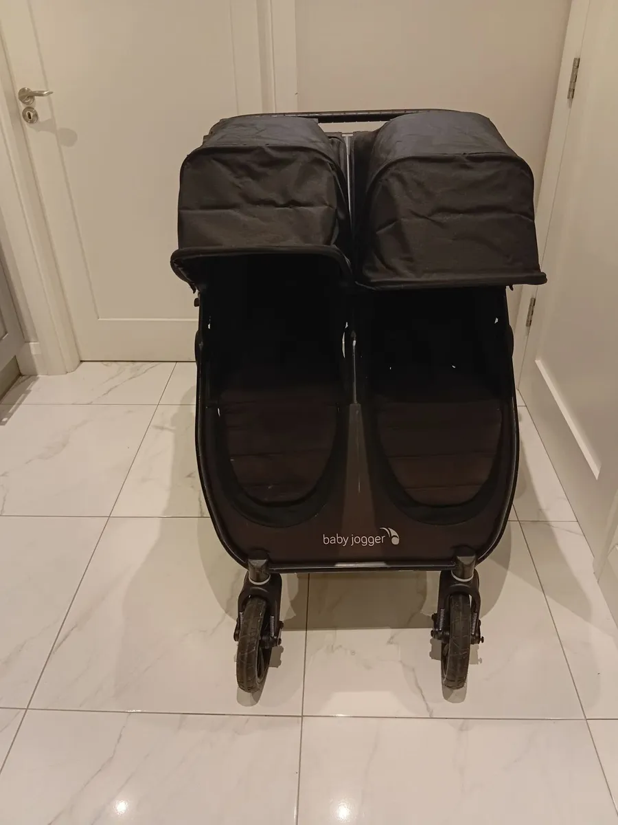 Baby jogger Double buggy - Image 3