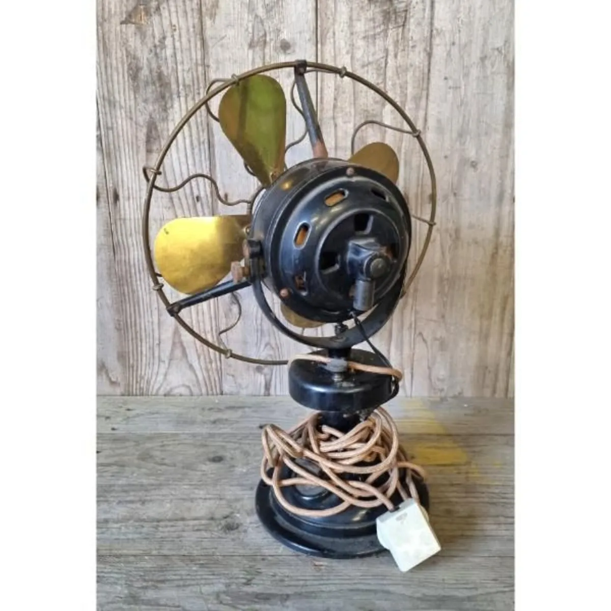 Antique Electric Fan KAS1043 - Image 3