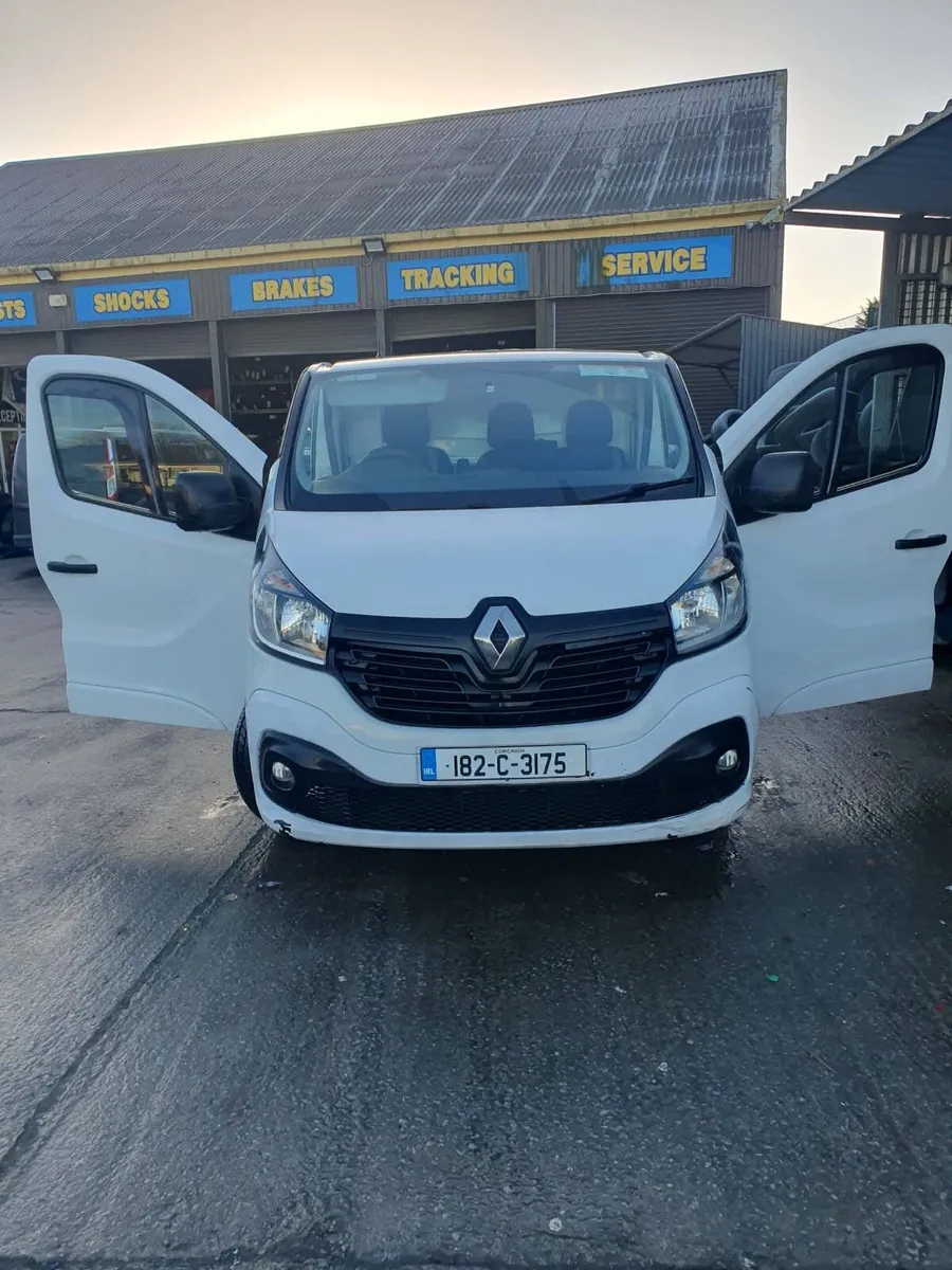 Renault traffic - Image 3