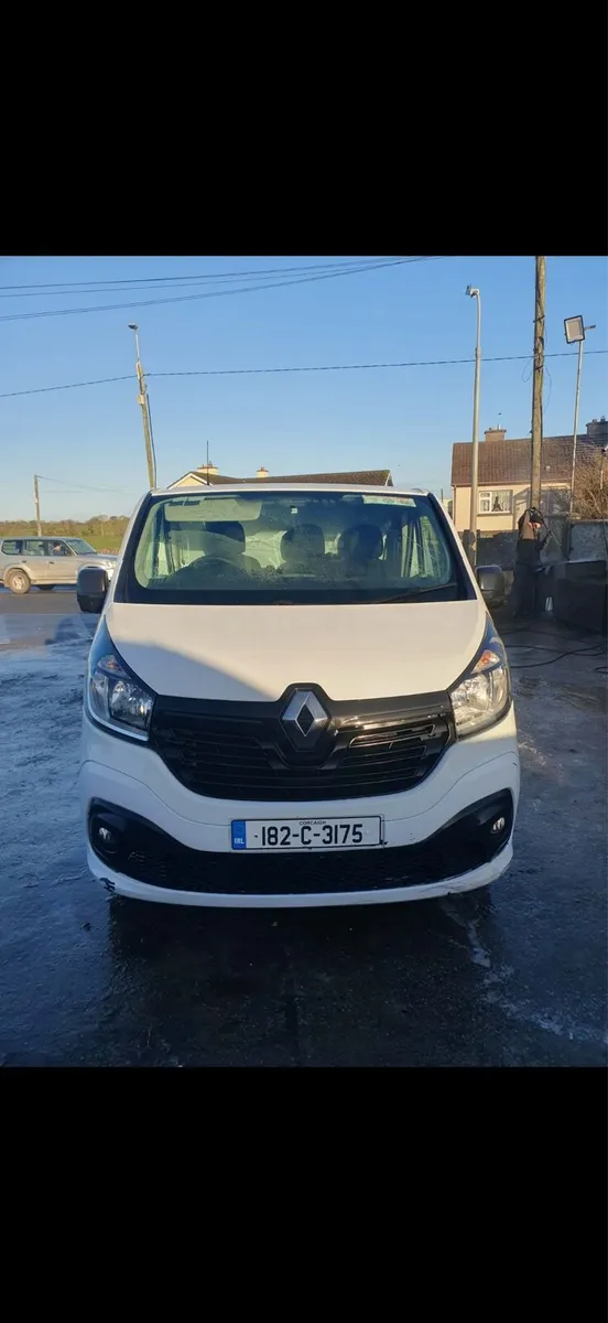 Renault traffic - Image 1