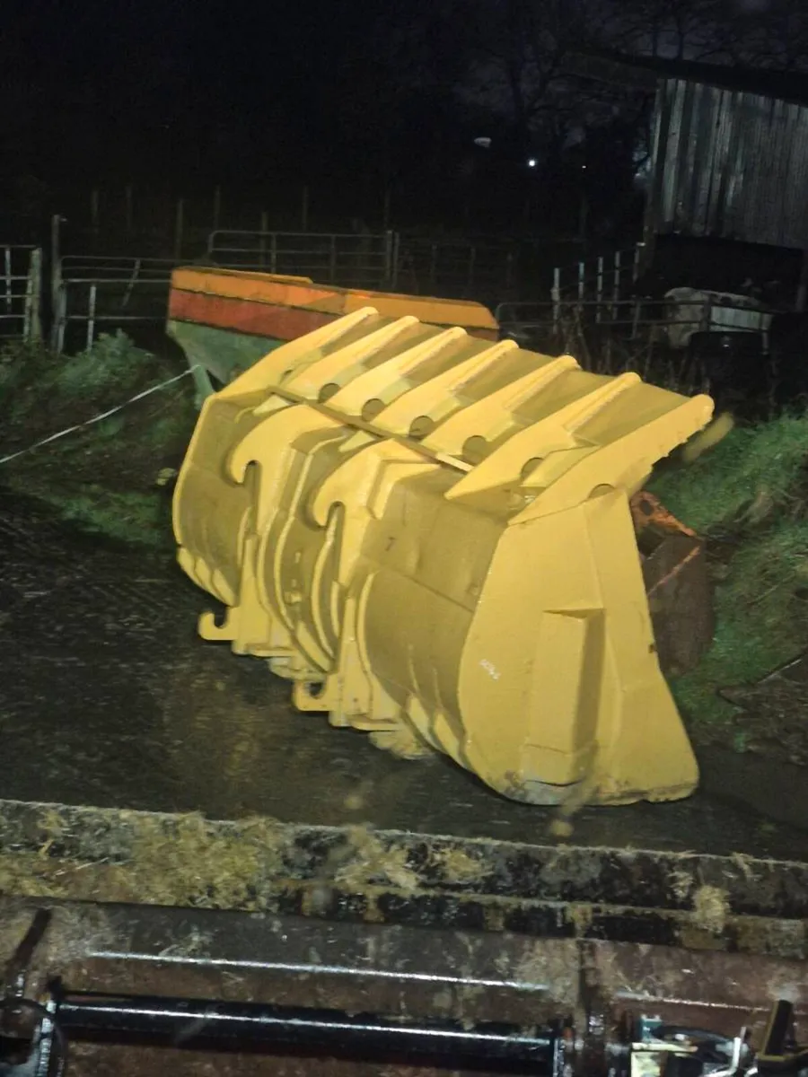 Quarry bucket - Image 2