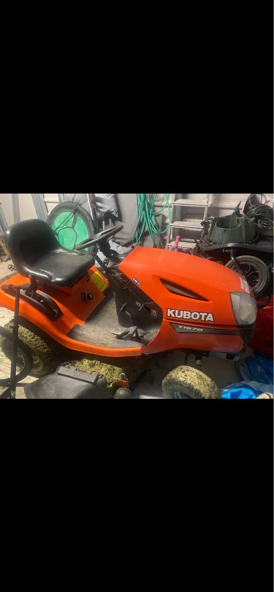 Kubota ride on mower - Image 3