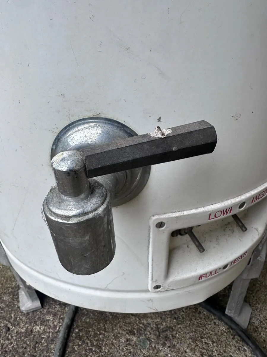 Burco water heater - Image 3