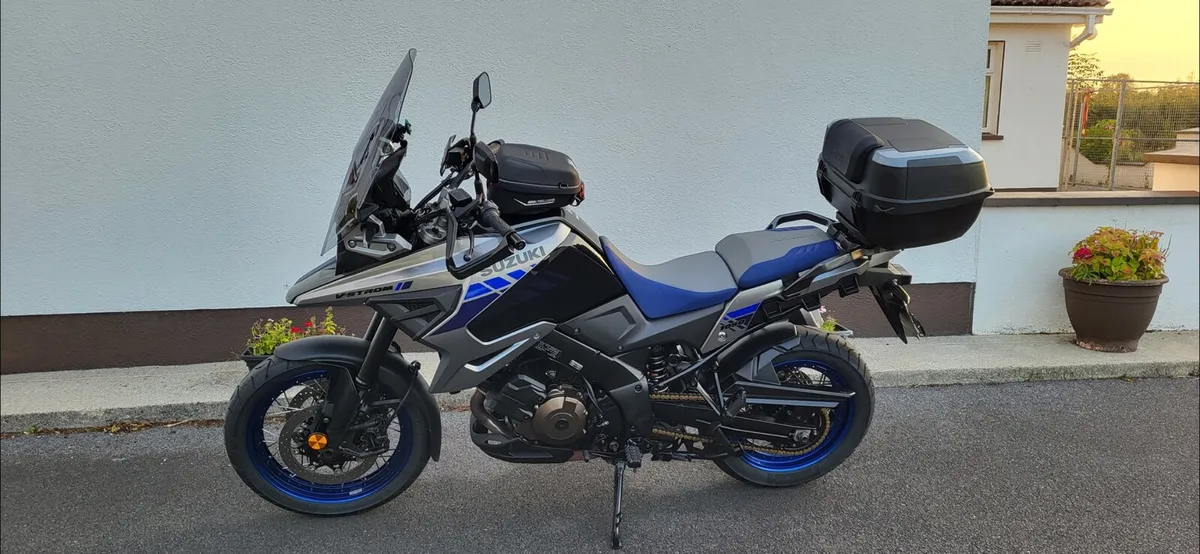 Suzuki V-Strom 1050 - Image 4