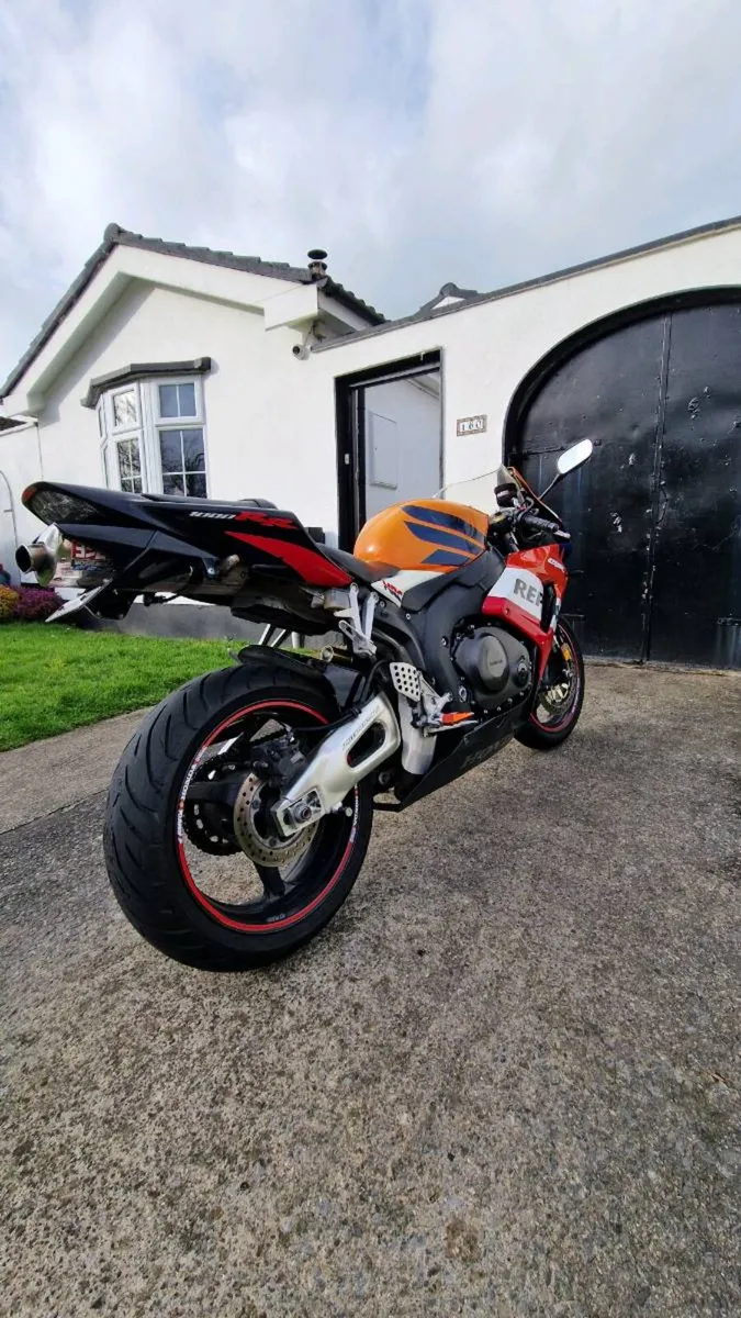 Honda Fireblade Cbr 1000rr - Image 2