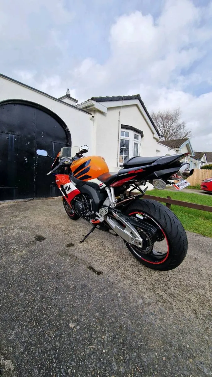 Honda Fireblade Cbr 1000rr - Image 3