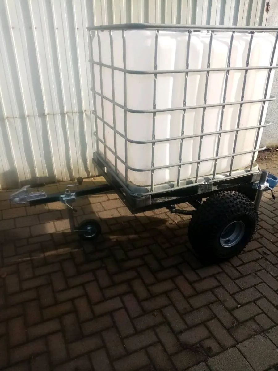 Water drinker - Image 1