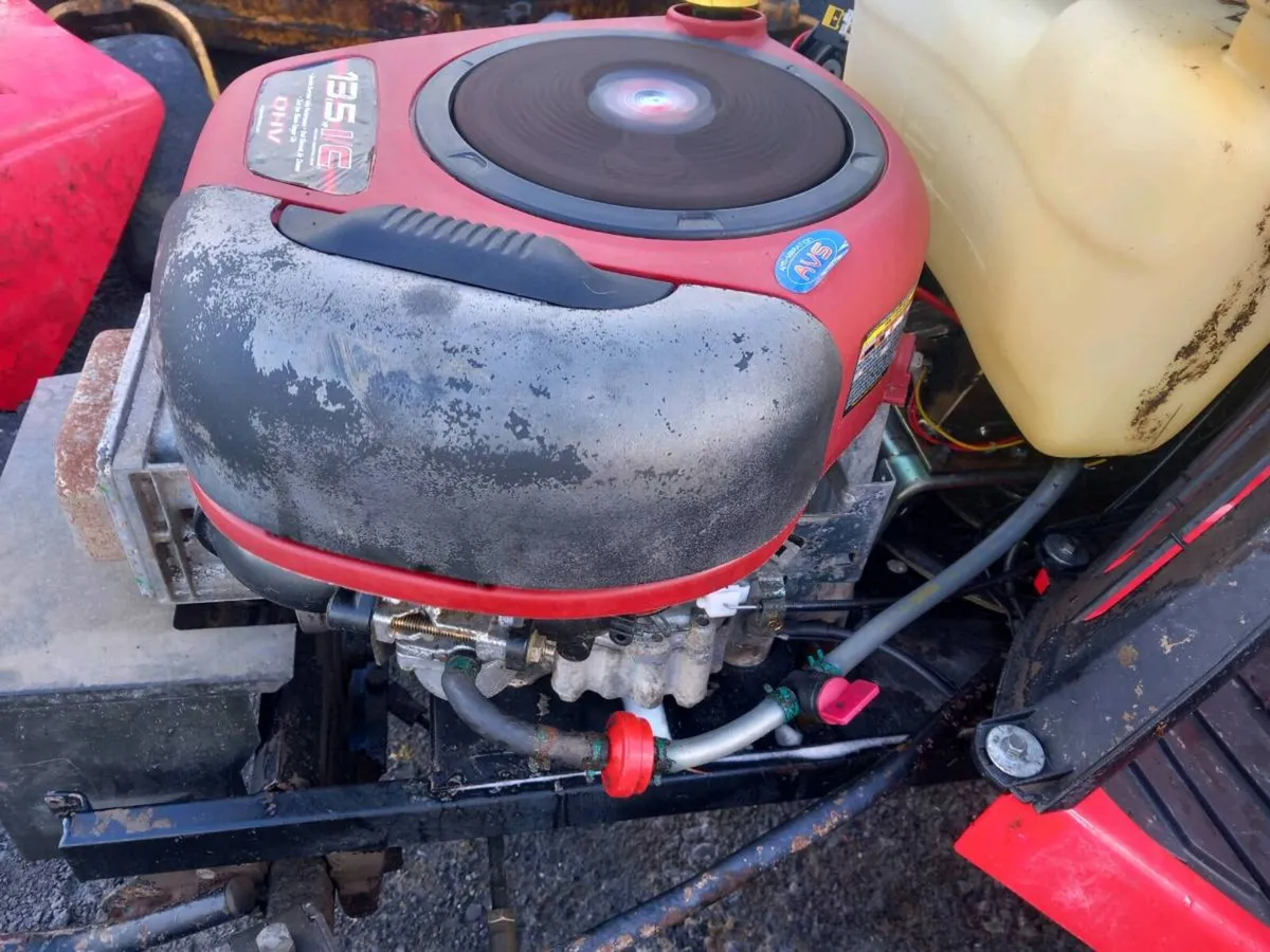 13.5 briggs and Stratton OHV engine for sale - Image 4