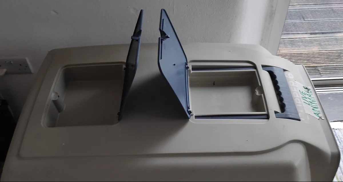 Dog Transport Box - Image 2