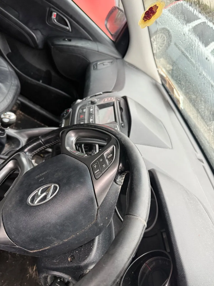 Hyundai ix 35 breaking 1.7 diesel - Image 2