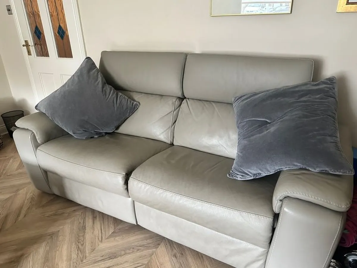 2 X 3 Seater premium Nicoletti Home Cozy3 Italian made full Italian Leather Electric Recliner Sofas. - Image 3