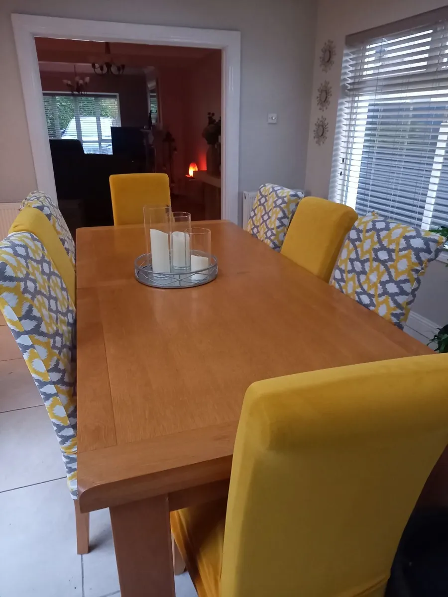 Dinning room chairs - Image 1