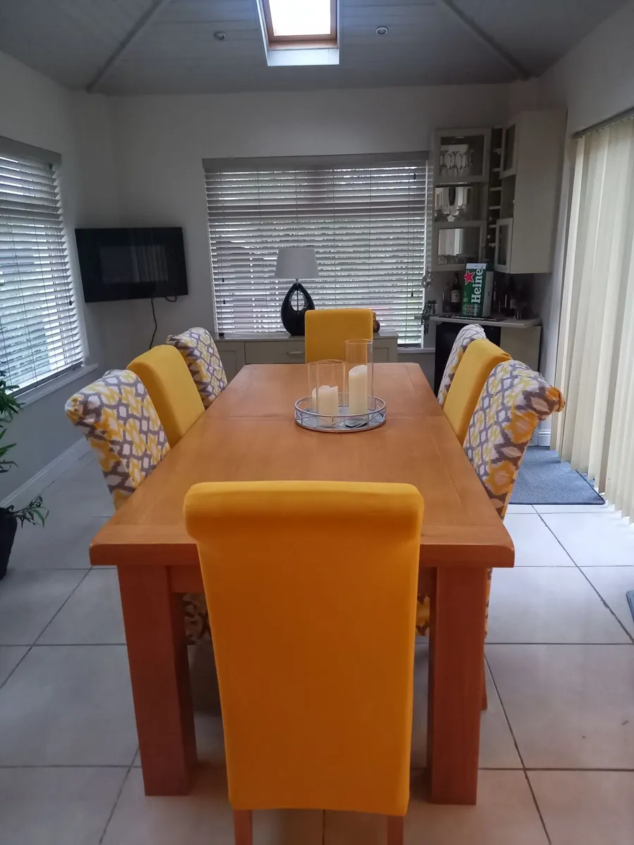 Dinning room chairs - Image 3