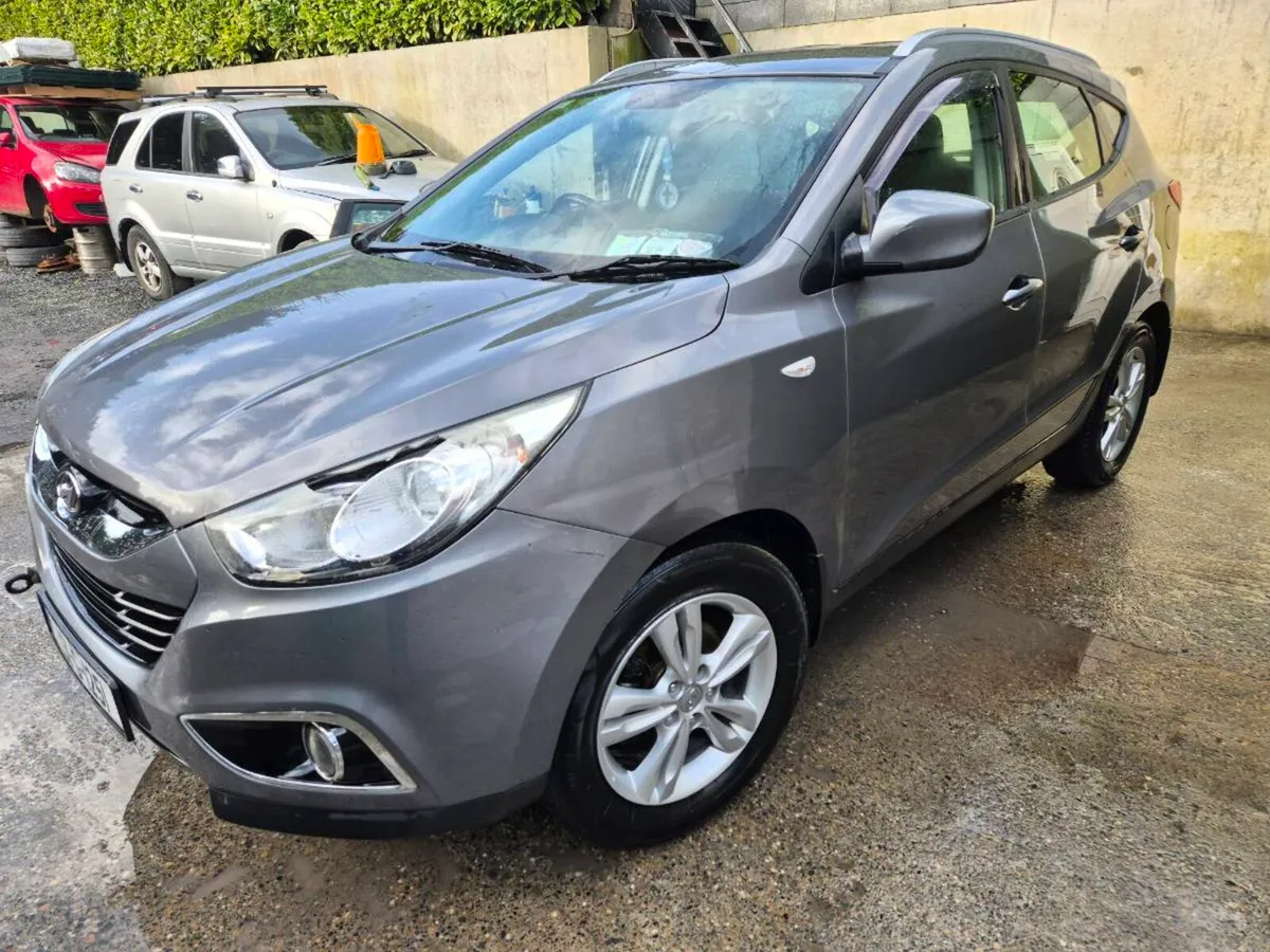 Hyundai ix35 - Image 2