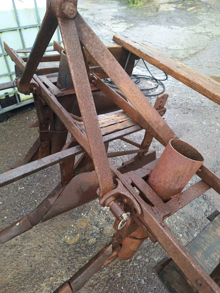 Ferguson 3 Row Ridger - Image 4