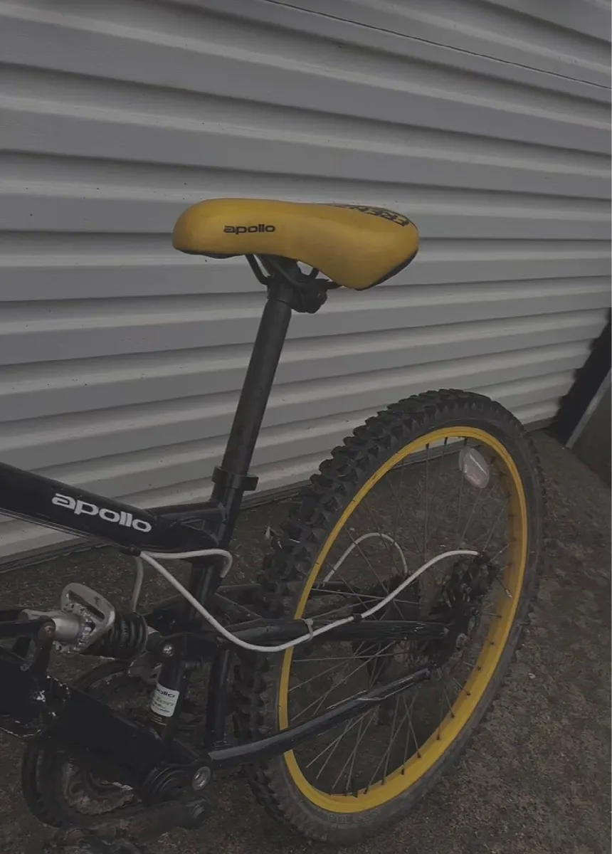 Apollo Frenzy 24” junior mountain bike - Image 4