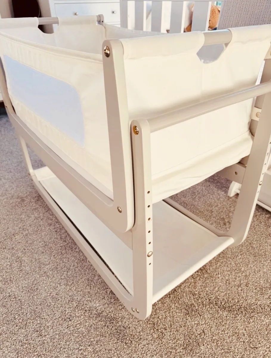 SnuzPod 5 in Pebble Mattress Included SAVE E66.00 - Image 1