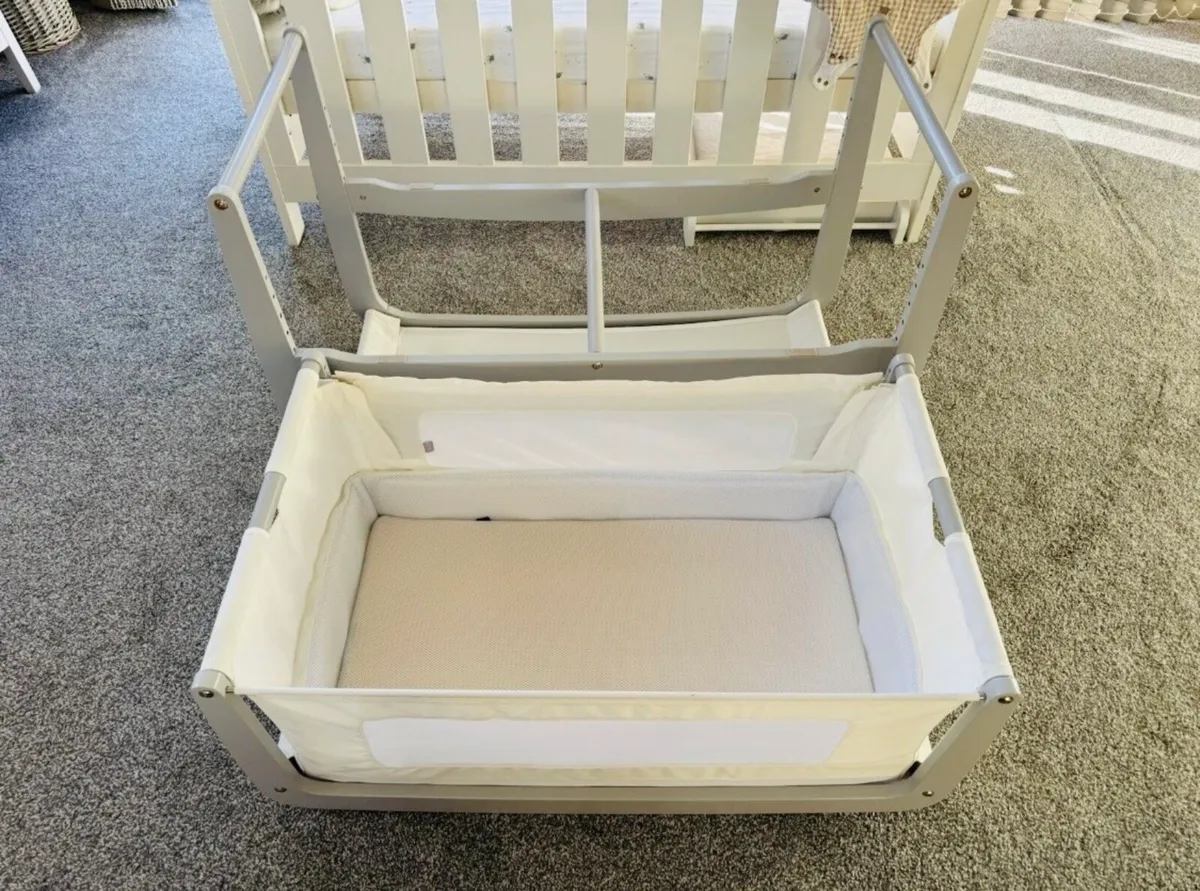 SnuzPod 5 in Pebble Mattress Included SAVE E66.00 - Image 3