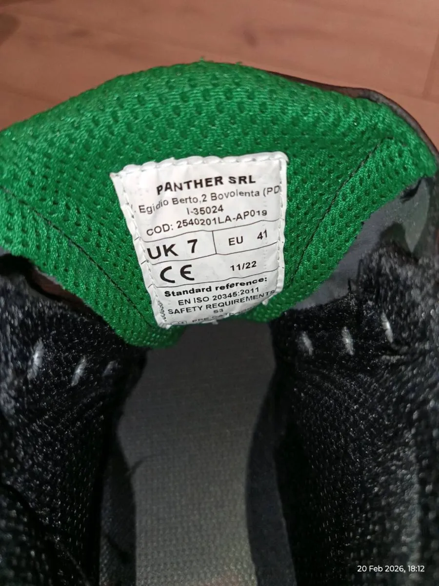 Safety boots size 7 - Image 3