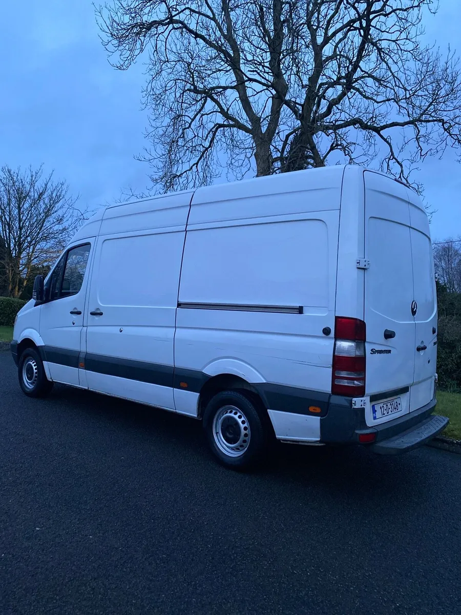 2012 Mercedes Sprinter MWB Doe 08/26 Price 5400€💶 - Image 4