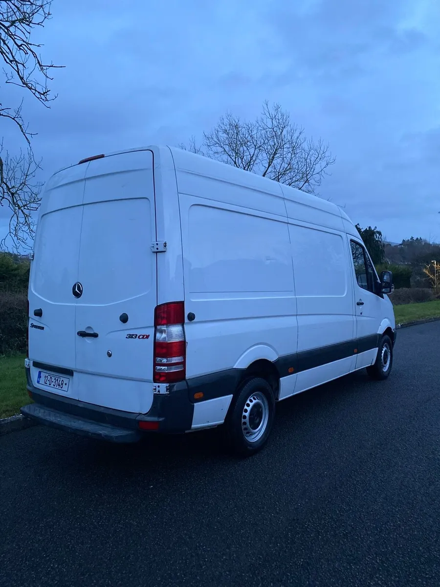 2012 Mercedes Sprinter MWB Doe 08/26 Price 5400€💶 - Image 3