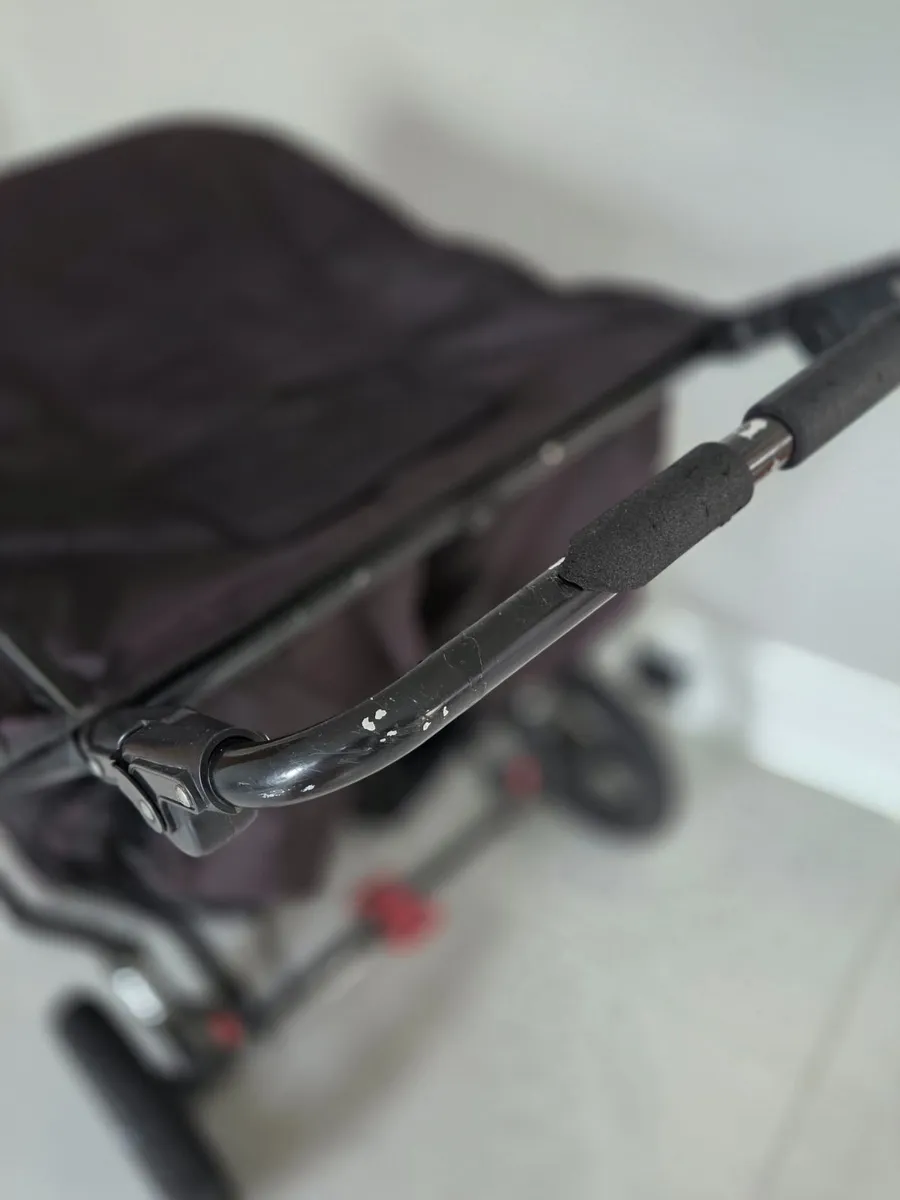 Out n About double buggy - Image 3