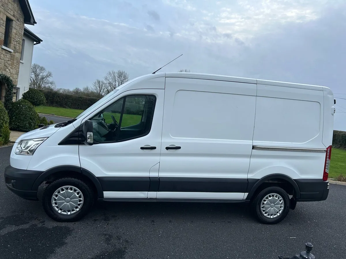 2016 Ford transit 350 RWD - Image 4