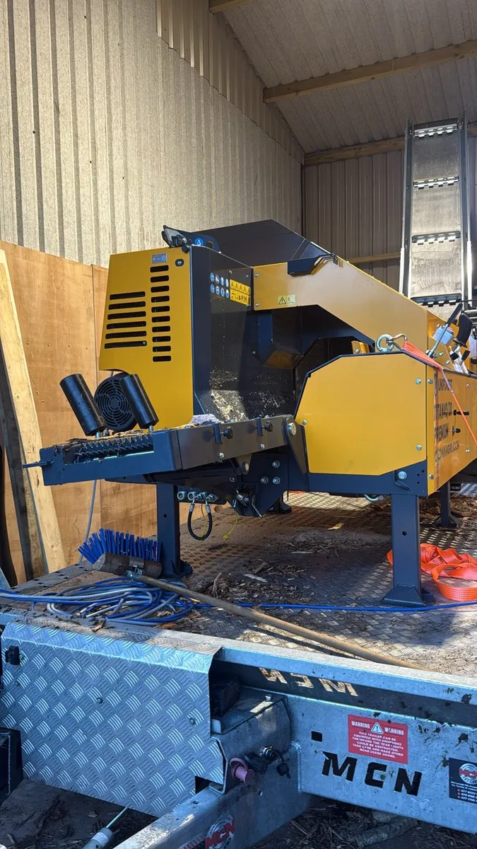 Mobile Firewood Processing or Kindling Machine - Image 3