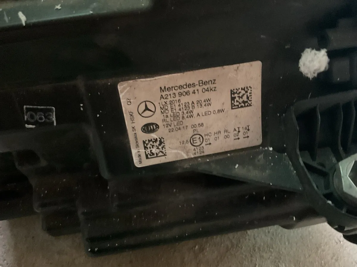 2018 Mercedes car body parts - Image 3