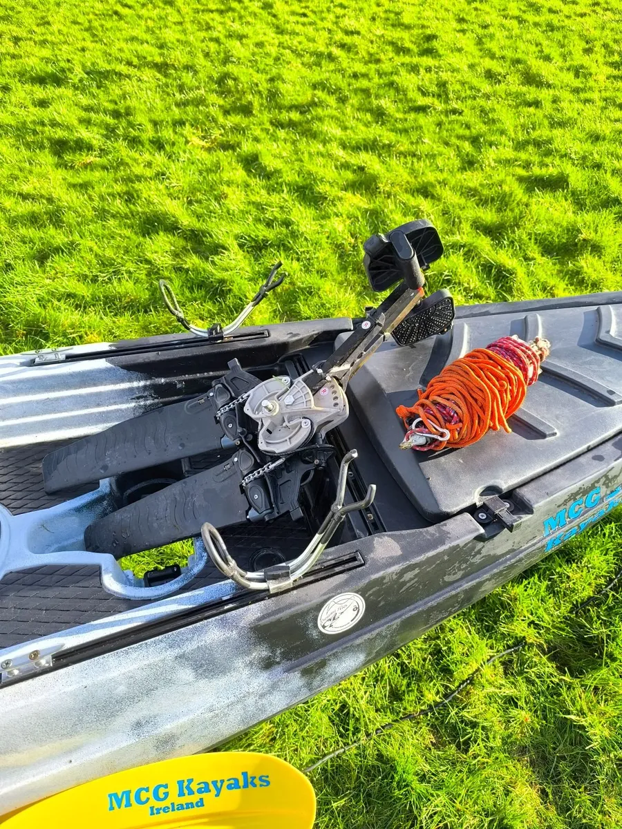 Fishing Kayak with Trailer - Image 2