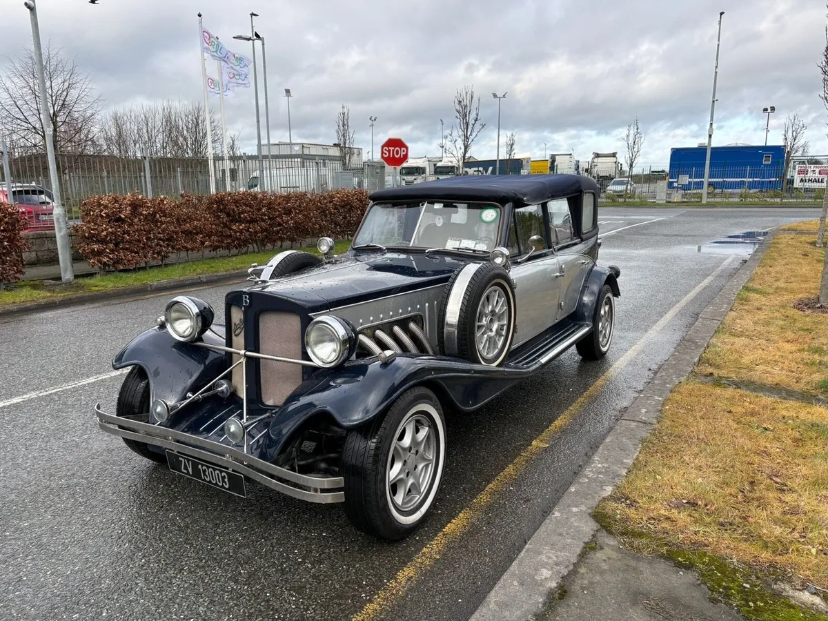 Beauford wedding car - Image 4