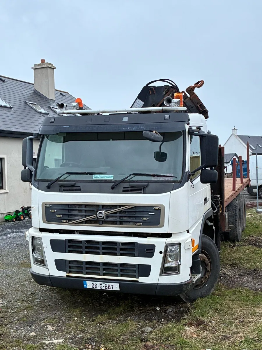 2006 Crane/Tipper Truck - Image 1