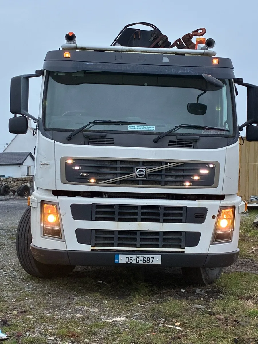 2006 Crane/Tipper Truck - Image 3