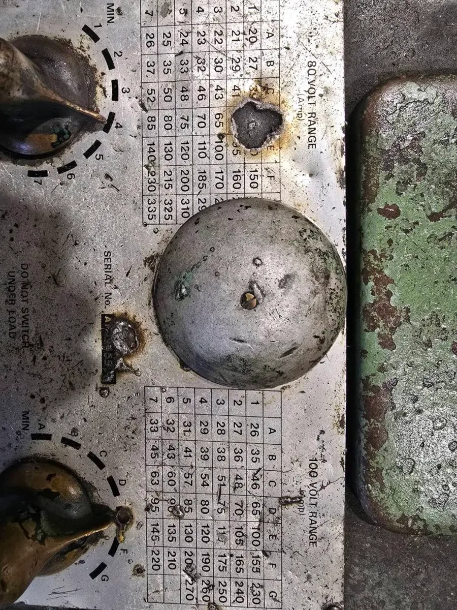 BOC 3 phase oil cooled welder - Image 3