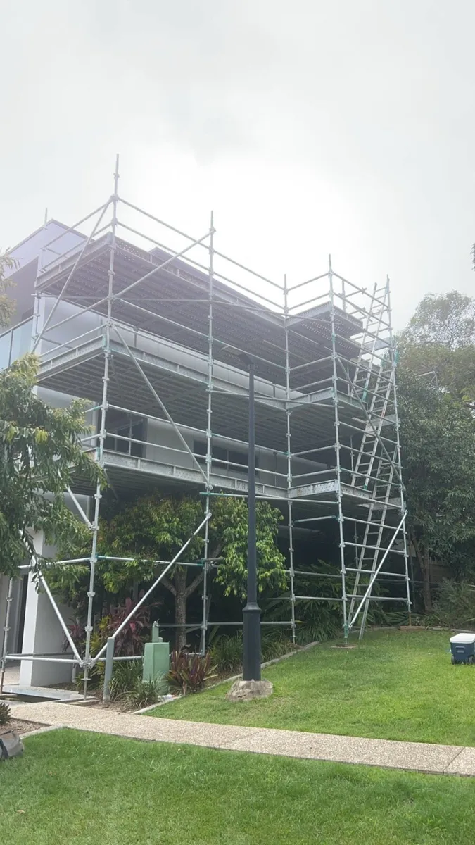 Scaffolding- Erect, Dismantle, Labour only - Image 3