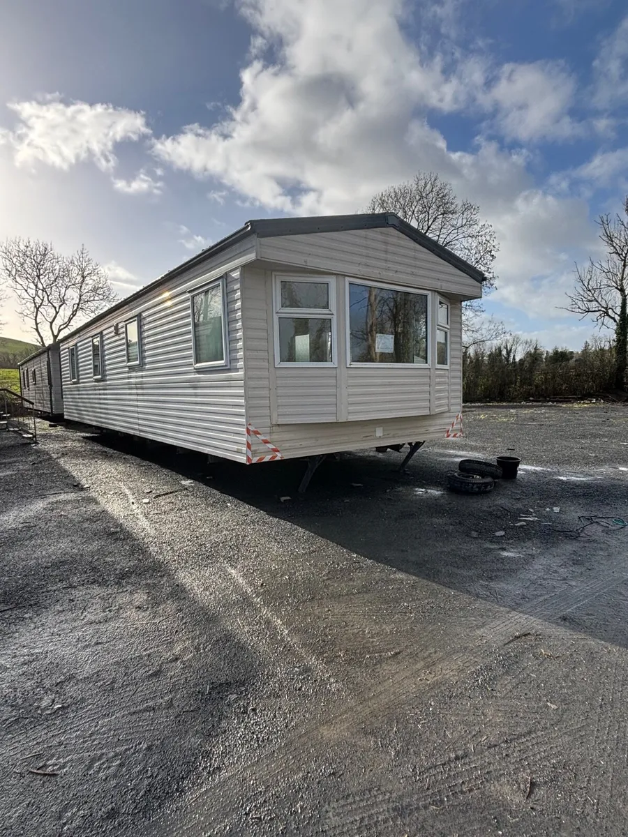 Mobile home - Image 1
