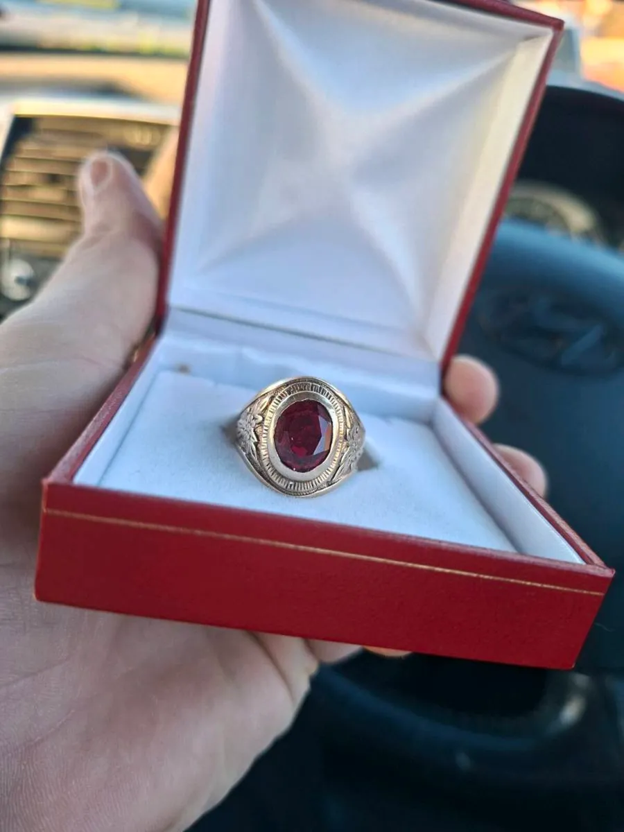 Gold college ring - Image 3