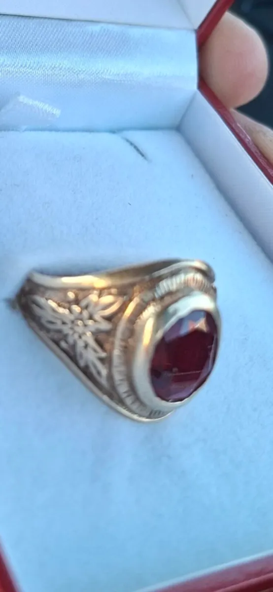 Gold college ring - Image 4