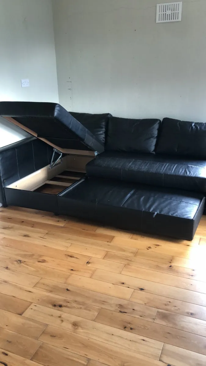 Couch - Image 2