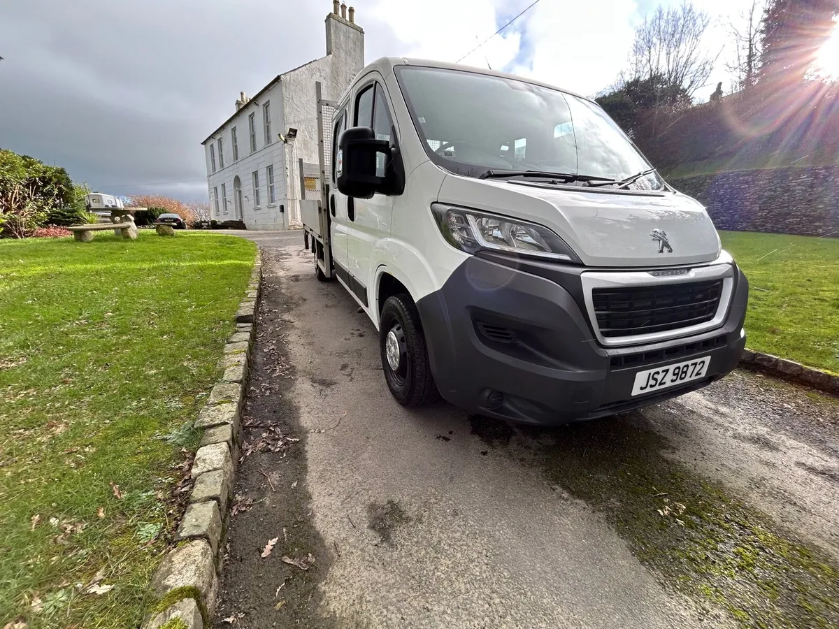 2017 Peugeot Boxer 2.2  335 L3 Dropside crew van - Image 2