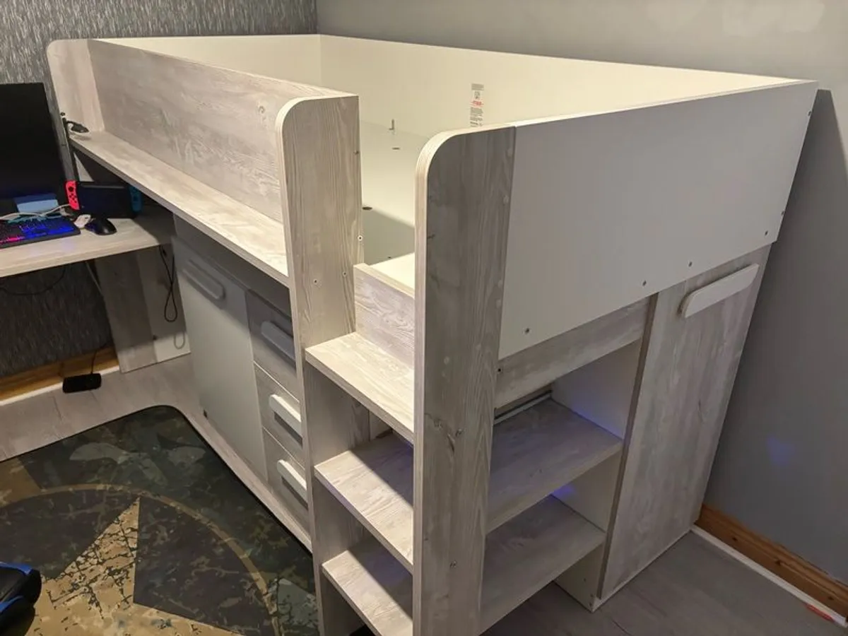 Ogel Supreme Multi Midsleeper - Grey and Oak - Image 1