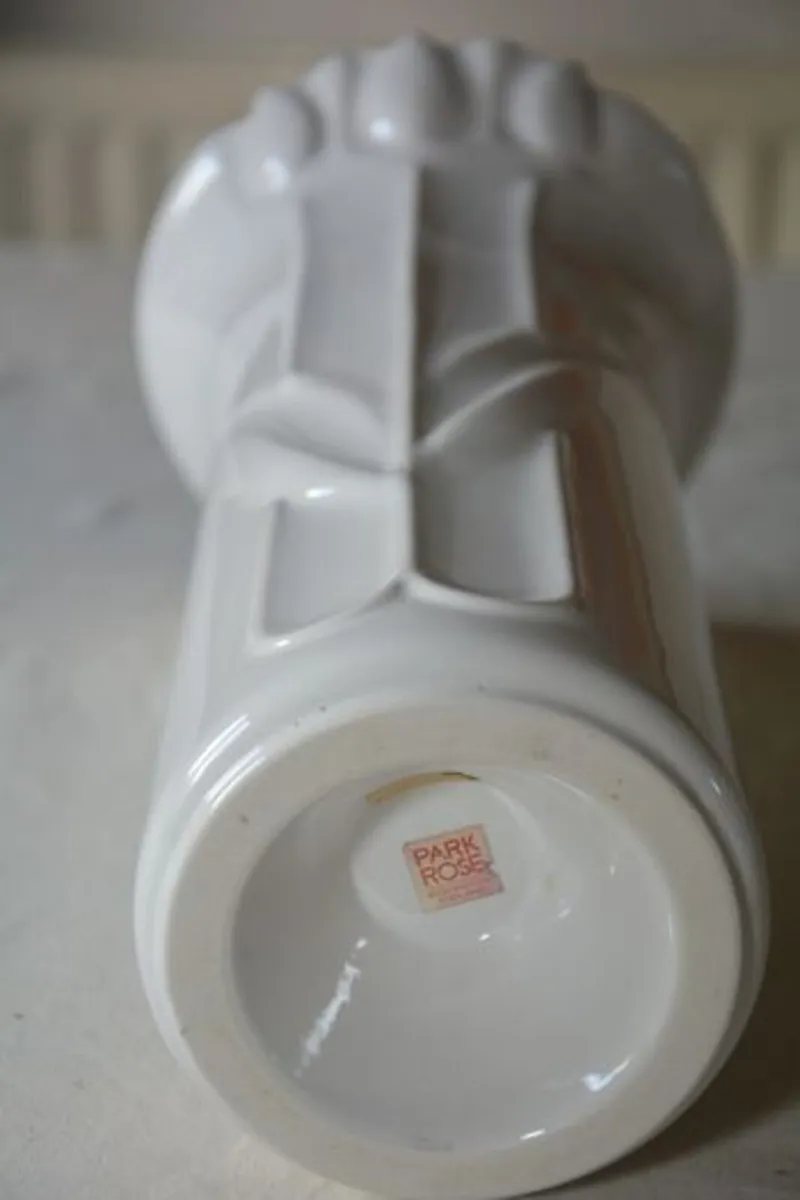 Vintage large vase - Park Rose Bridlington - Image 4