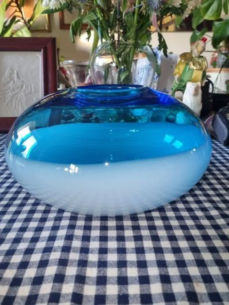 Two-tone large Murano glass bowl - Image 2