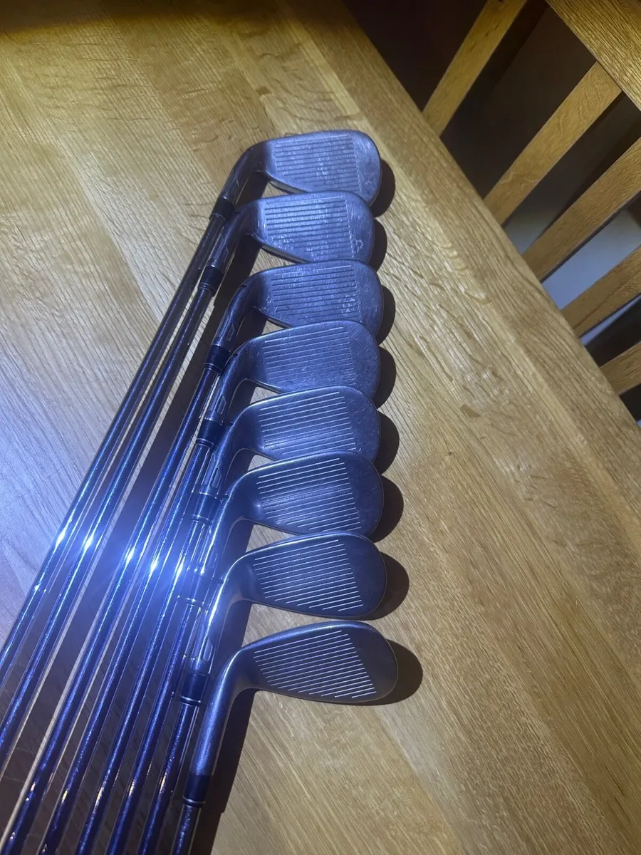Taylormade Sim Max OS Irons, 5-SW, 8 irons - Image 3