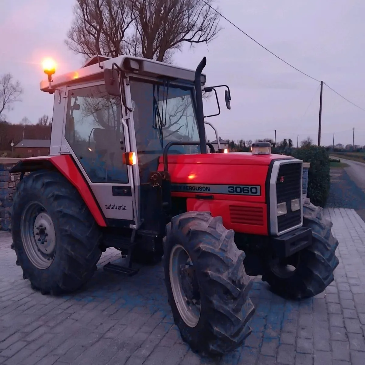 Massey 3060 - Image 1