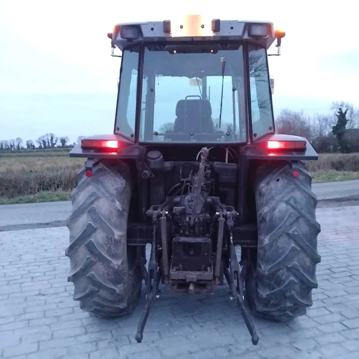 Massey 3060 - Image 4