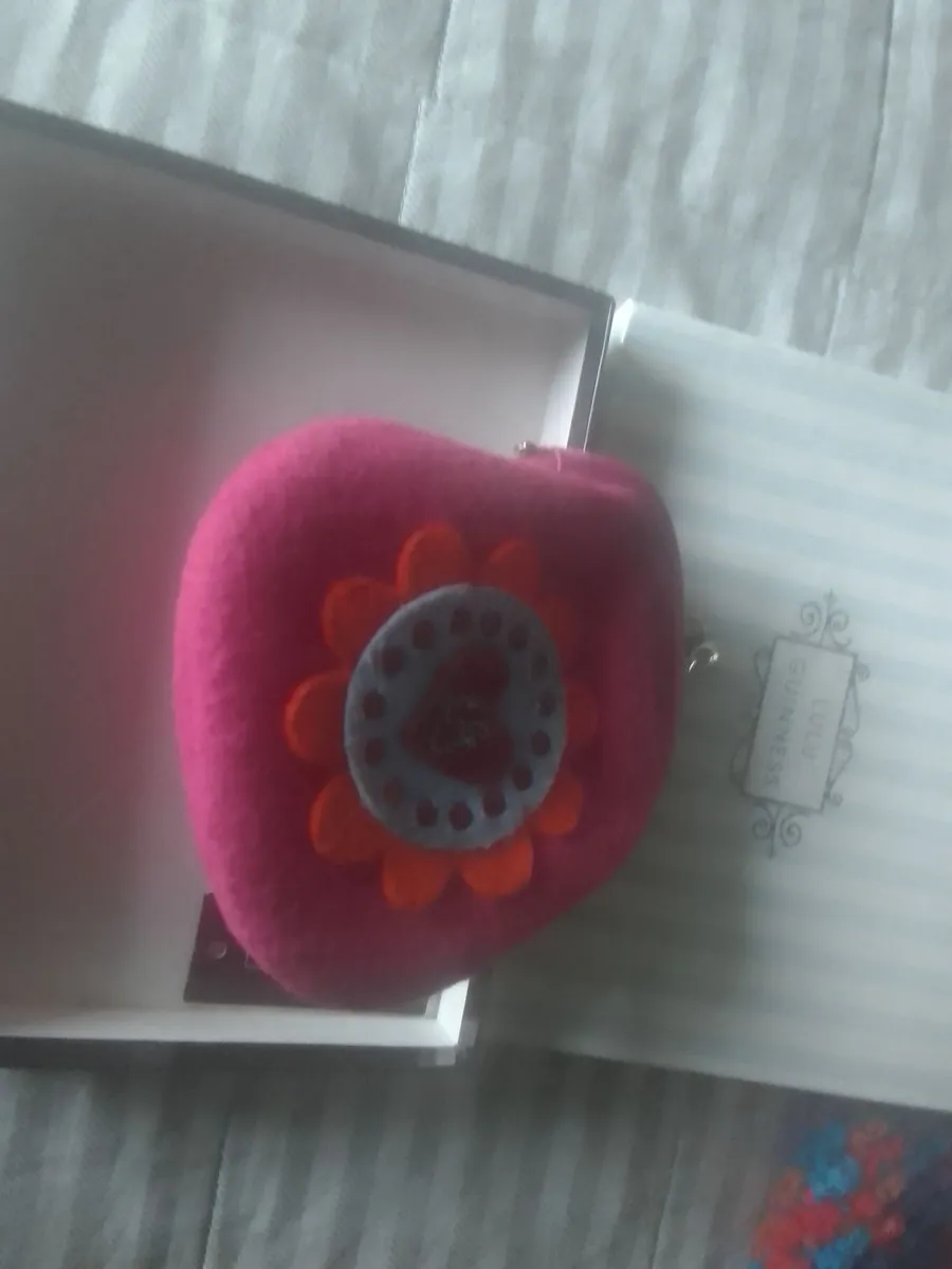 Vintage lulu pink applique Guinness coin purse - Image 4