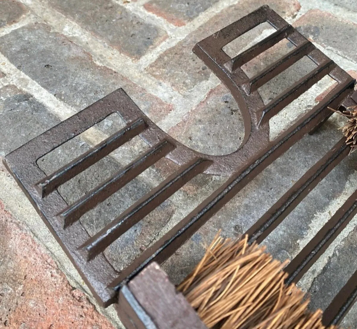 Cast Iron Boot Scraper & Jack NEW - Image 3