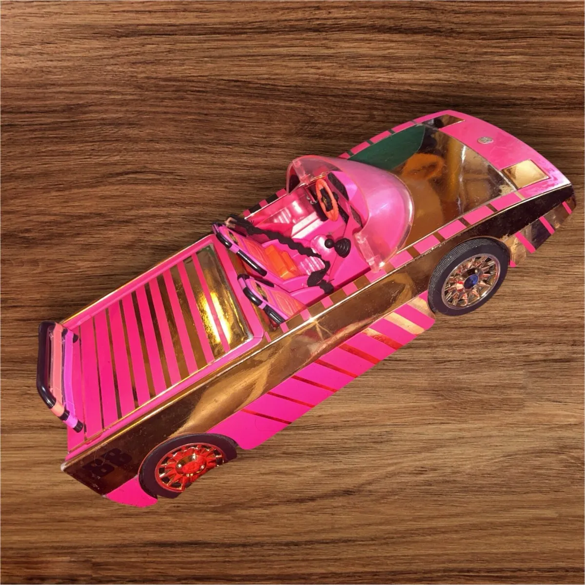 LOL surprise car - Image 1