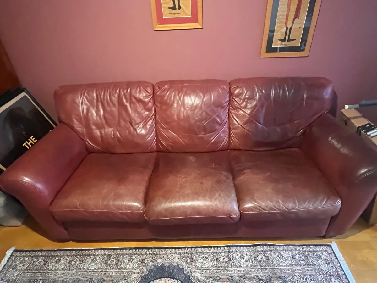Sofa/Couch - Image 3